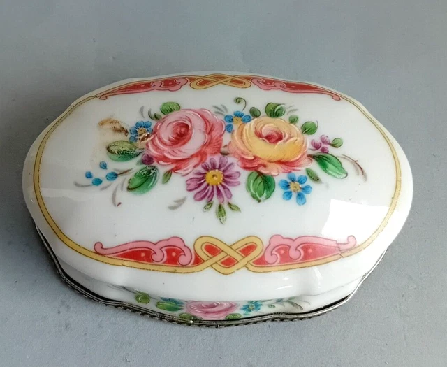 Plaque En Porcelaine De Limoges Signée