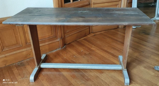 TABLE BISTROT ANCIENNE/ plateau bois/pied alu /bar ancien/table