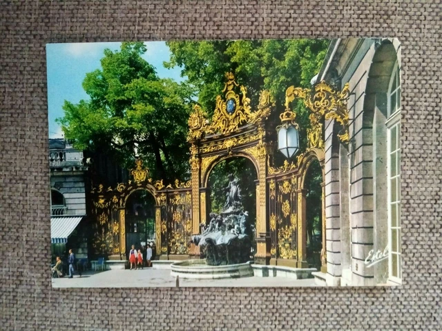 Cpsm Cpm Nancy Place Stanislas Fontaine D Amphitrite Grilles De Jean Lamour