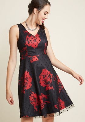 Liza Luxe Modcloth V-Neck Sleeveless A-line Dress M Blk Dotted Overlay Cocktail