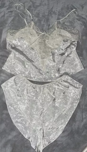 VTG Victorias Secret 2PC Camisole Cami Top Shorts Panty MEDIUM Gold Label Lace