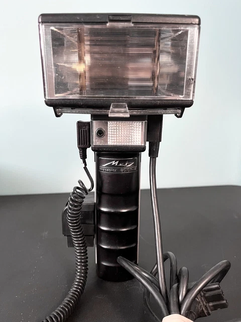Metz Mecablitz 60CT-4 Quadrolight Flash w/Cables UNTESTED