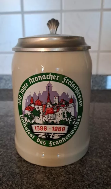 Bierkrug mit Zinndeckel 0,5 L , 400 Jahre Kronacher Freischiessen