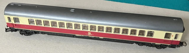 ROCO ( 44381 ) TRES JOLIE VOITURE 1ere CL DE LA DB AVEC HABILLAGE EN BOITE HO
