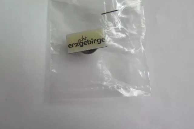 Pins Pin Anstecker mit Aufschrift - echt ERZGEBIRGE -