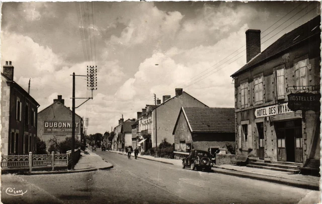 CPA CERCY-la-TOUR Nievre. Avenue de la Gare (420736)