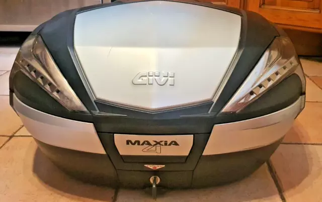 GIVI Maxia 4 Top-Case Monokey - V56NT