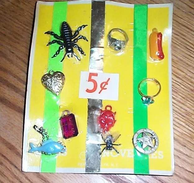 Vintage display card 5c charms and toys and rings  #z20