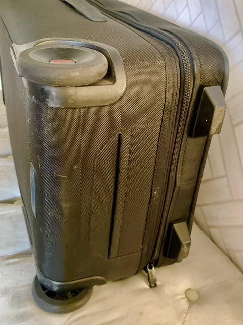 Tumi Alpha 2 Black 2 Wheeled Carry-on- Nylon Luggage 22020D2 12