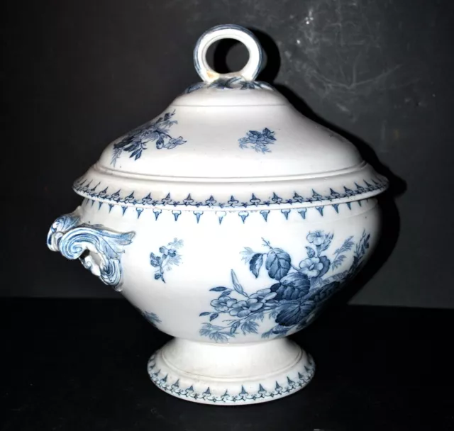 Grande Soupière ancienne en faïence Flore de SARREGUEMINES U&C Fleur bleue 32cm