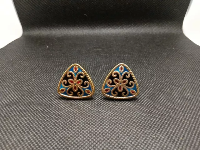 Vintage Unsigned Avon Blue Red Black Enamel Gold Tone Triangle Clip On Earrings