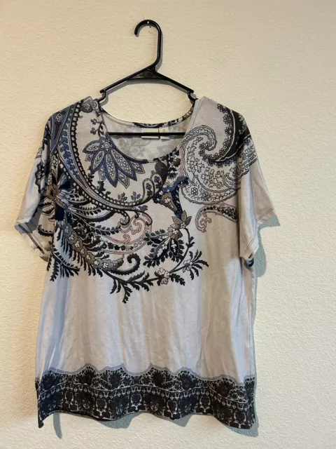 Chico's Zenergy Tee Womens 2 Large Blue Sequined Paisley Print Short Sleeves Tee