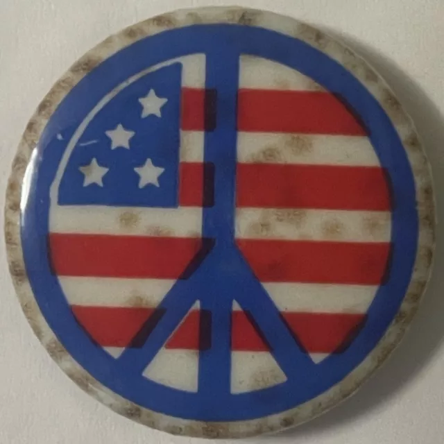 Vintage 🤩1960s Vietnam War USA American Flag Peace Pin Pinback, Historic Piece!