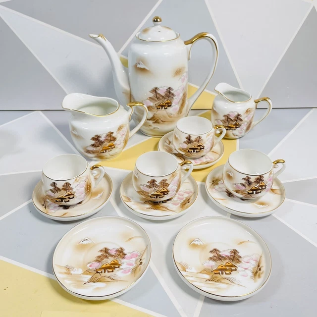 JAPANESE FINE CHINA Hayasi Kutani Geisha Lithophane 32 pcs Coffee Tea