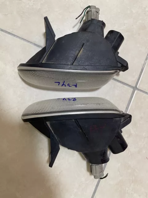 Nissan Skyline R34 GTT JDM Bumper Turn Signal Lights (Used) Nissan Skyline R34 GTT JDM Bumper Turn Signal Lights (Used)