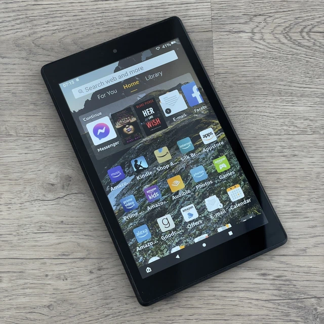 Amazon Kindle Fire HD 8 Tablet (8th Generation) 32 GB - Black Tested & Working