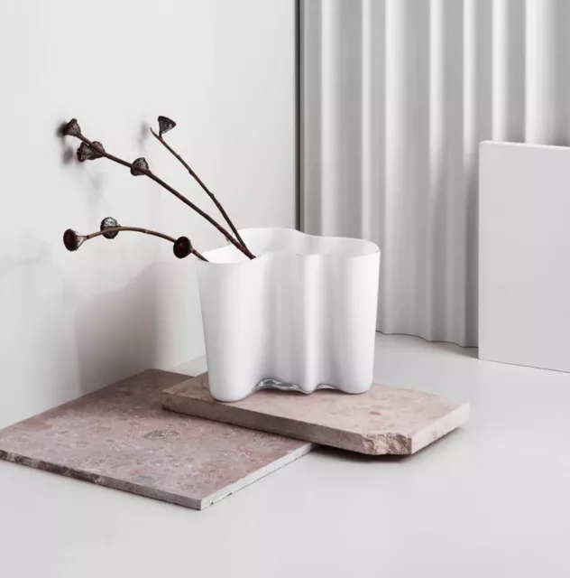Littala Alvar Aalto Collection 95mm White Vase, NEW, BOXED, MINT 2