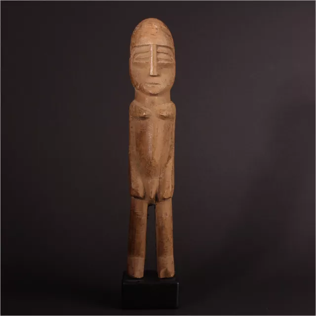13102 Lobi Bateba Phuwe Altar Figure Wooden Base Inclusive