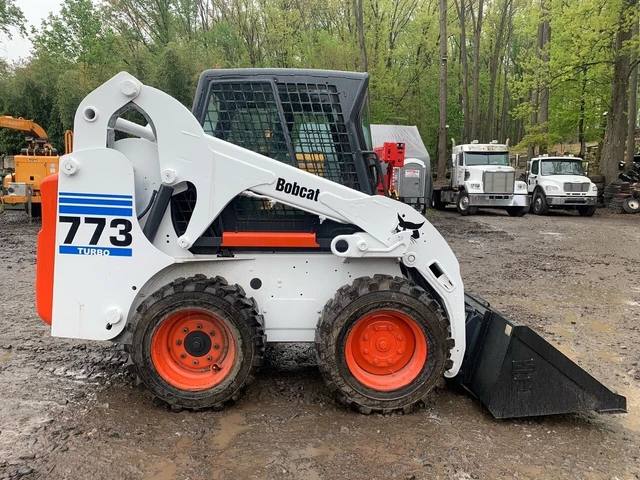 Bobcat 773 with Only 1909 Hours!!! #4173