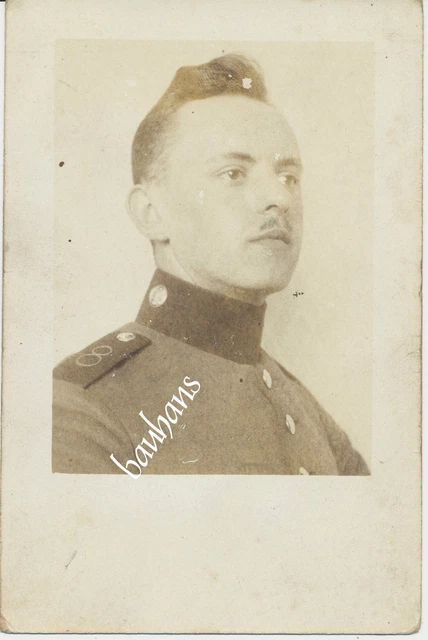 Foto-Portrait  Pionier vom Pionier Bataillon Nr.8  ( 2962)