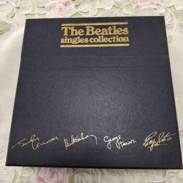 Juego de 27 discos en caja de colección de singles de The Beatles Japón