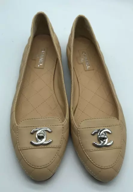 CHANEL Womens Flats Beige Cream Quilted Leather Loafer  Shoes Size 38 1/2 Silver
