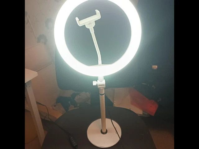 Neewer 10 inch Dimmable Selfie Ring Light  Desktop LED Circle for Video /Makeup