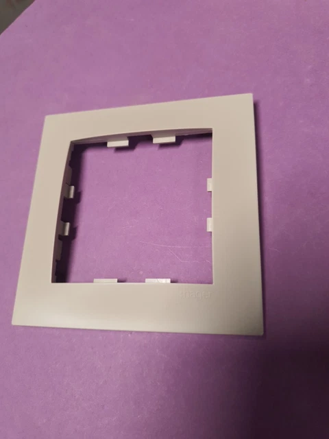 Plaque CELESTE + Doigt Blanc Hager Kallysta - Modèle WK441 - Occasion