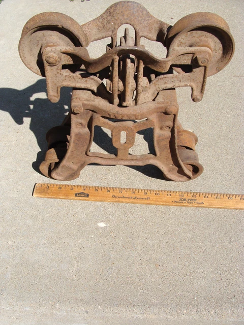 Rare Cast Iron Star Hay Trolley Barn Carrier Farm Industiral Deco Art Lamp