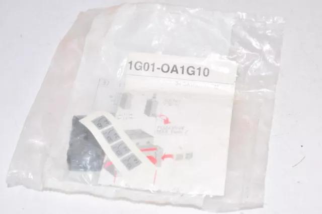NEW ABB 1SCA022353R4970 OA1G10 Auxiliary Contact
