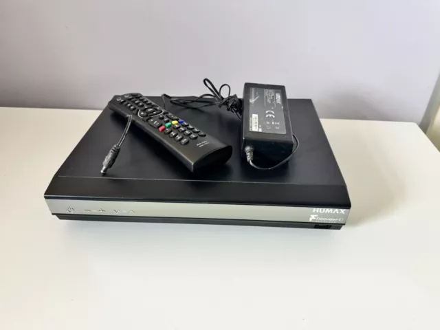 Humax HDR-2000T 500GB Freeview+ Twin HD Tuner Recorder *Copy From USB To HDD*