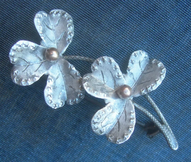 Broche Vintage Trèfle à 4 Feuilles - Perles Blanches, Plaqué Or - Bijou Porte-bonheur