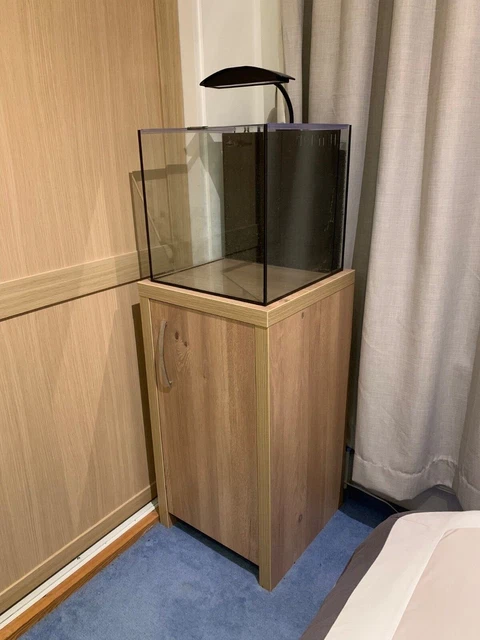 40L Cube Fish Tank from AquaManta, Built in Filtration and Cabinet