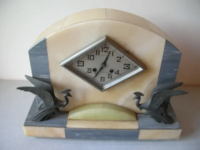 Ancienne horloge pendule mécanique Art Déco Metra Cherbourg oiseaux sur marbre