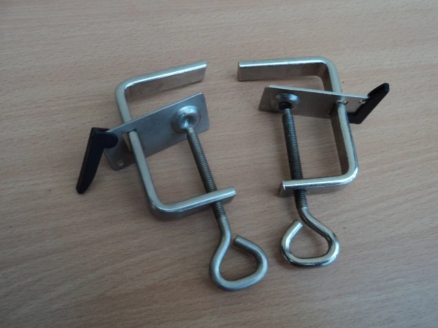 2 Serre-joints Pour Machines à Tricoter - Marque SIT - Occasion Comme Neuf