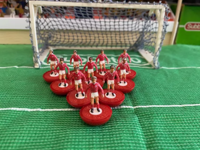 Subbuteo Lw Team Squadra Nottingham Forest Ref 392 Senza Box E Portiere