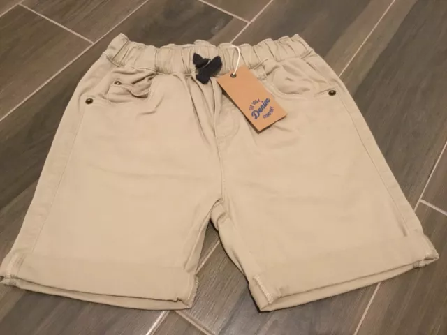 Size 8 Tan Shorts (BNWT)