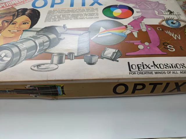 Vintage 1972 - OPTIX By Logix-Kosmos 130 Optics Laboratory Experiments +Manual 2