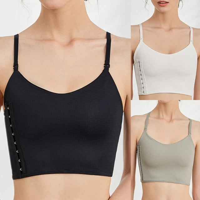 i-became-confident-about-having-a-flat-chest-after-i-stopped-hanging