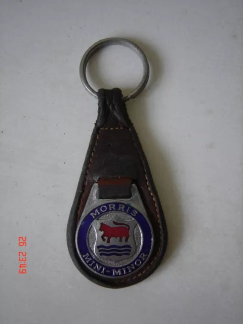 Vintage Morris Mini Minor keyring fob ~  enamel flap by Nelson products Ltd