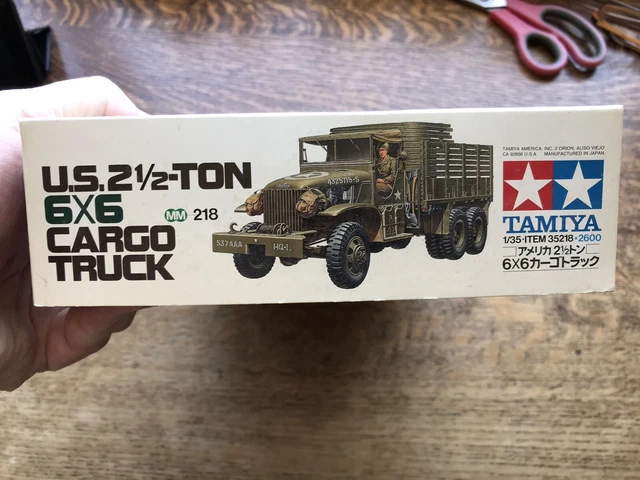 Tamiya 35218 – Maquette GMC 2 1/2 Ton 6x6 Camion US Échelle 1:35, Kit Modélisme Militaire Détaillé
