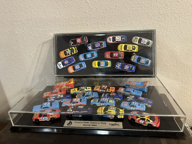 GENERAL MILLS SALUTE to Racing Richard Petty #43 Hot Wheels