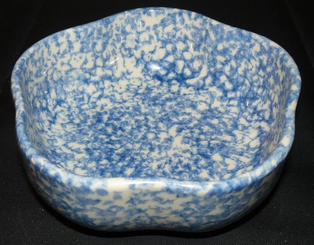 Workshops of Gerald E. Henn Roseville Pottery Blue Spongeware 6" Petal Bowl EUC