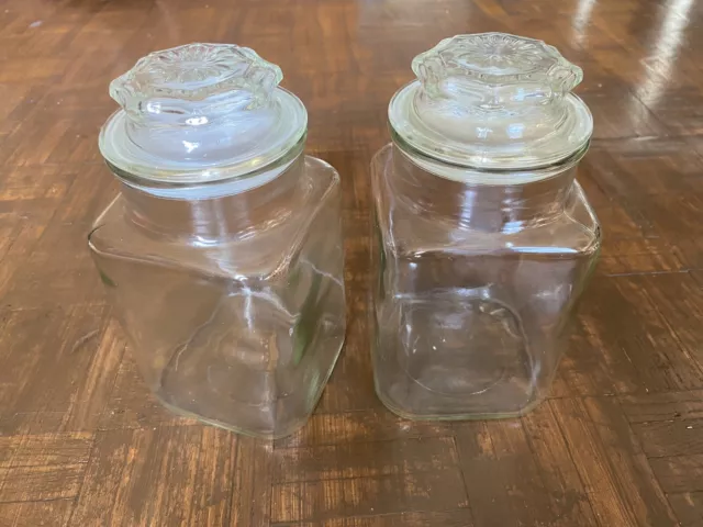 https://www.picclickimg.com/yOkAAOSwd9Bk3o0R/Vintage-Thick-Glass-Containers-Kitchen-Jars-for-Candy.webp