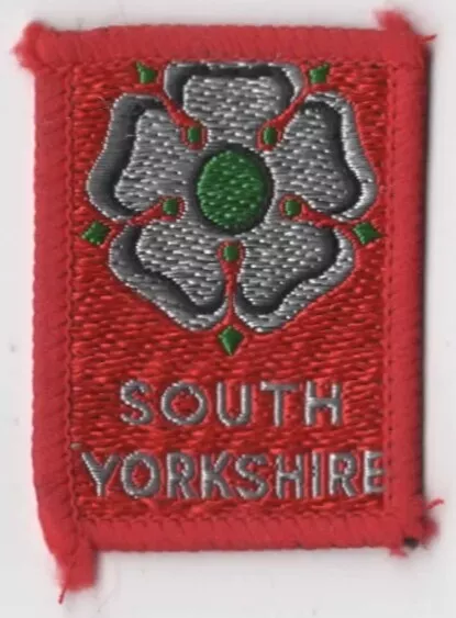 Country Badge Scout Yorkshire Patch RED Bdr. [INT855]