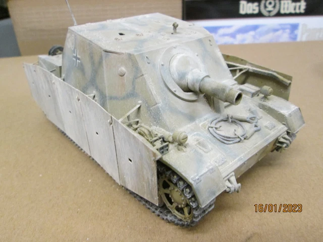 HOBBYBOSS 1/35TH SCALE German Sturmpanzer IV Early Sd.Kfz.166 Brumbar ...