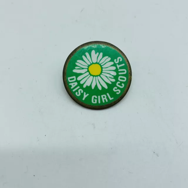 Girl Scouts Official Green Daisy Membership Lapel Pin Club Girls Scouts Button