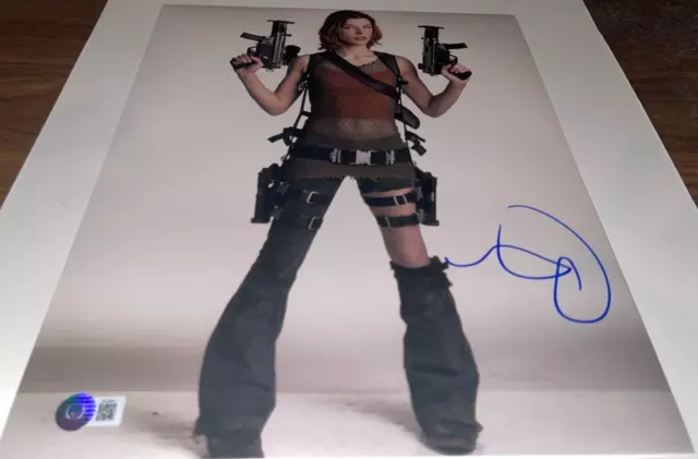 Milla Jovovich Resident Evil Alice Autographed Signed 11x14 Photo Beckett 6