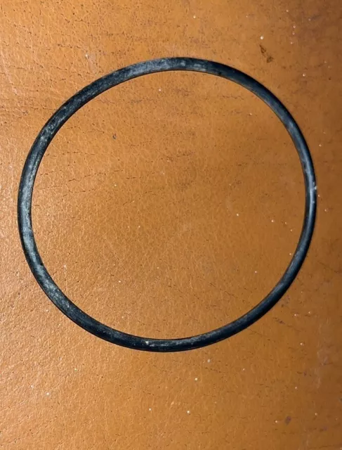 1 COURROIE RONDE POUR PROJECTEUR FILM OU AUTRE DIAMETRE +/- 8 Cm extérieur