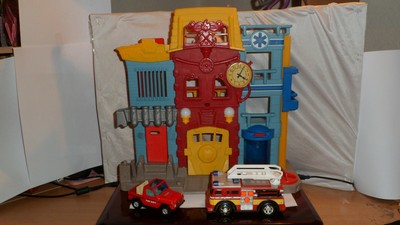 Imaginext Rescue Center FISHER PRICE IMAGINEXT rescue city center fire station playset £12.50 ...